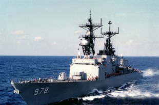 Эсминец USS Stump (DD-978) 2