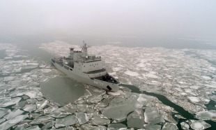 Yanrao-class icebreaker (Type 272) 1
