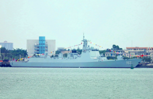 Эсминец УРО «Наньнин» (162) 0