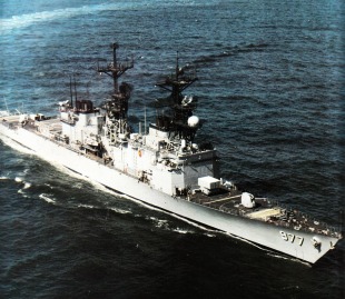 Есмінець USS Briscoe (DD-977) 2