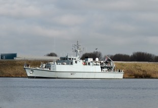 Тральщик-шукач мін HMS Pembroke (M 107) 1