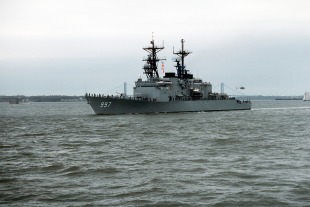 Эсминец USS Hayler (DD-997) 1