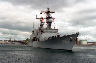 Есмінець USS Deyo (DD-989) 1