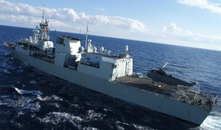 Фрегат УРО HMCS Fredericton (FFH 337) 3