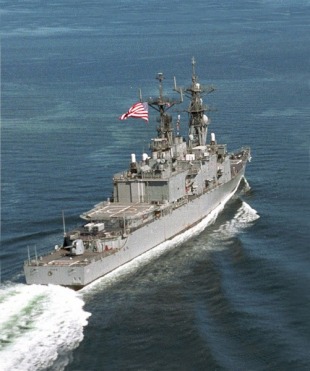 Есмінець USS Fife (DD-991) 3
