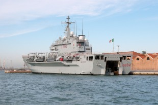 Десантный транспорт-док San Giusto (L 9894) 0