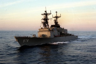 Есмінець USS Stump (DD-978) 0