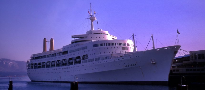 Пассажирское судно SS Canberra