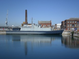Тральщик-шукач мін HMS Walney (M 104) 1
