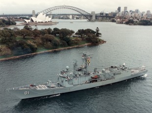 Фрегат УРО HMAS Adelaide (FFG-01) 0