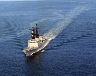 Есмінець USS Comte de Grasse (DD-974) 1