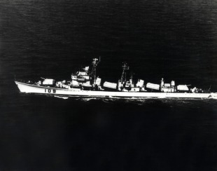 Эсминец УРО Kaifeng (DDG-109) 1