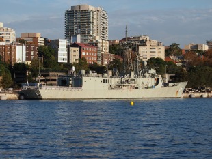 Фрегат УРО HMAS Melbourne (FFG-05) 1