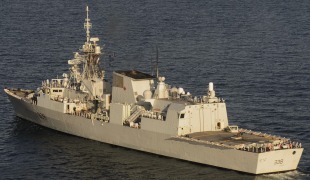 Фрегат УРО HMCS Winnipeg (FFH 338) 3