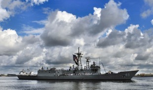 Фрегат УРО USS De Wert (FFG-45) 1